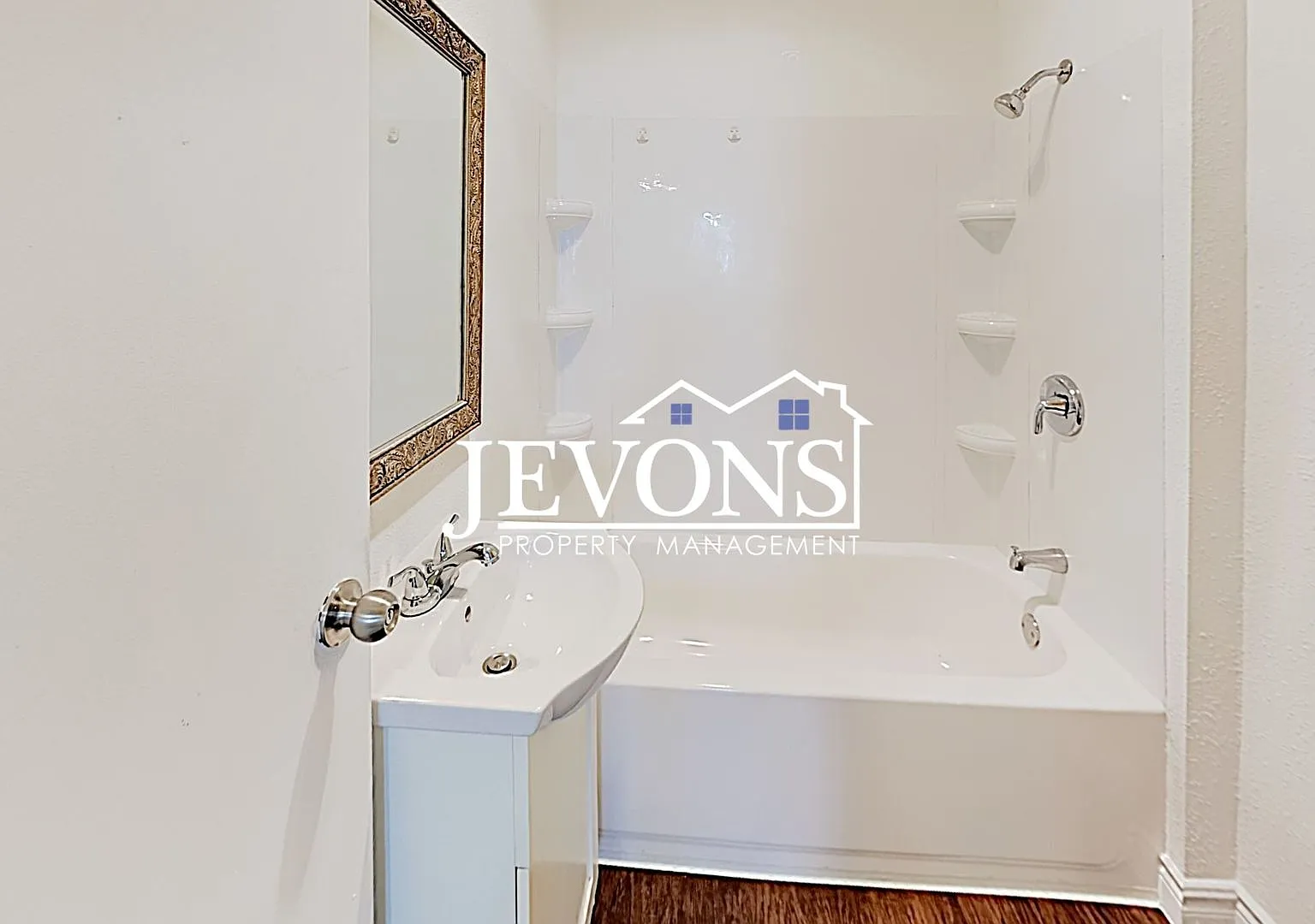 711 N 2nd St Yakima, WA 98901 — Photo 4