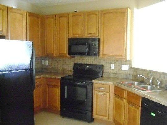2nd image of 5646 Cherry Leaf Ln