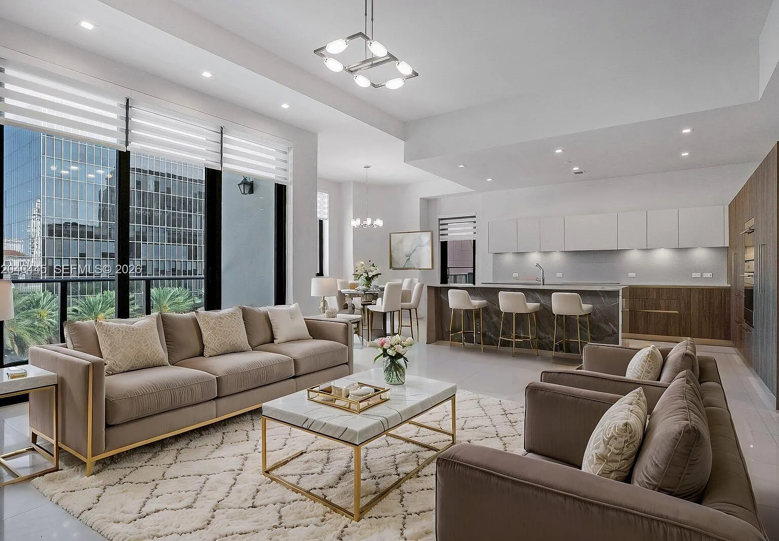 Giralda Place Condo — Photo 1