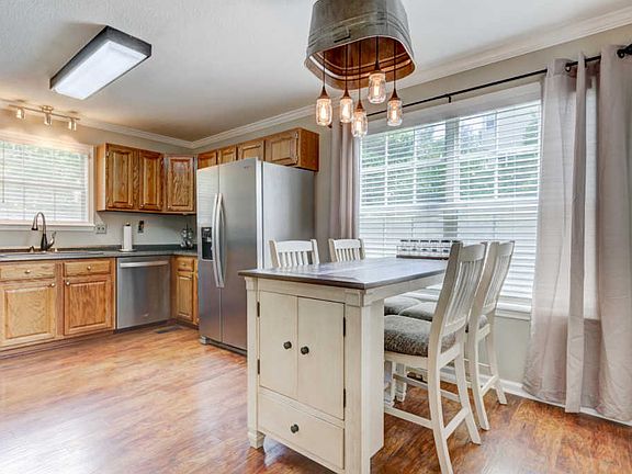 5th image of 4436 Bucknell Dr