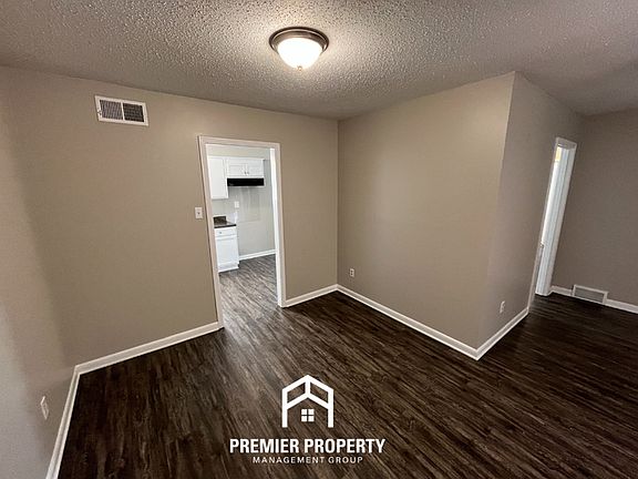 5th image of 3265 Starsdale St