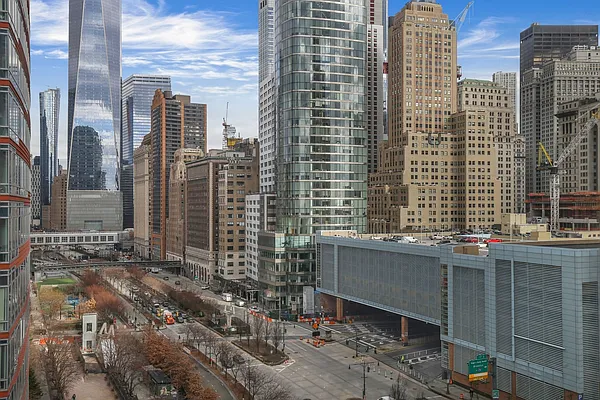 Rented by Corcoran | media 15
