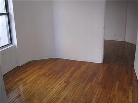 Rented by Fenwick Keats Real Estate | media 18