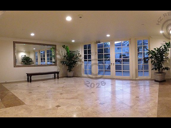 2nd image of 12140 Moorpark St APT 108