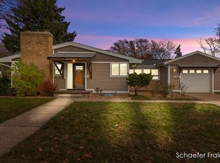 677 Harrison Ave, Holland, MI 49423
