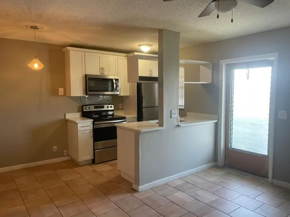 702 N L St APT 13, Lake Worth, FL 33460