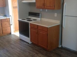 901 Livermore Ln, Elyria, OH 44035