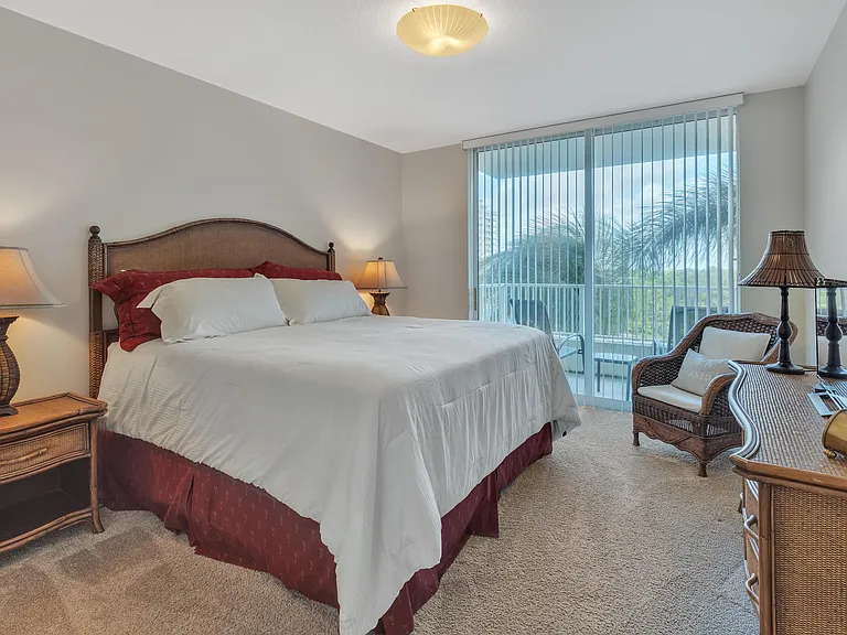 700 E Boynton Beach Blvd #511 — Photo 28