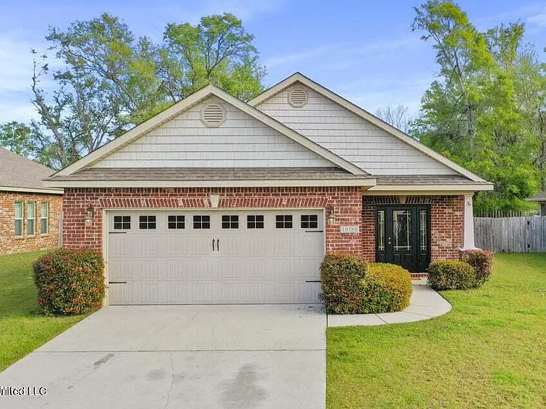 10388 Sweet Bay Dr — Photo 1