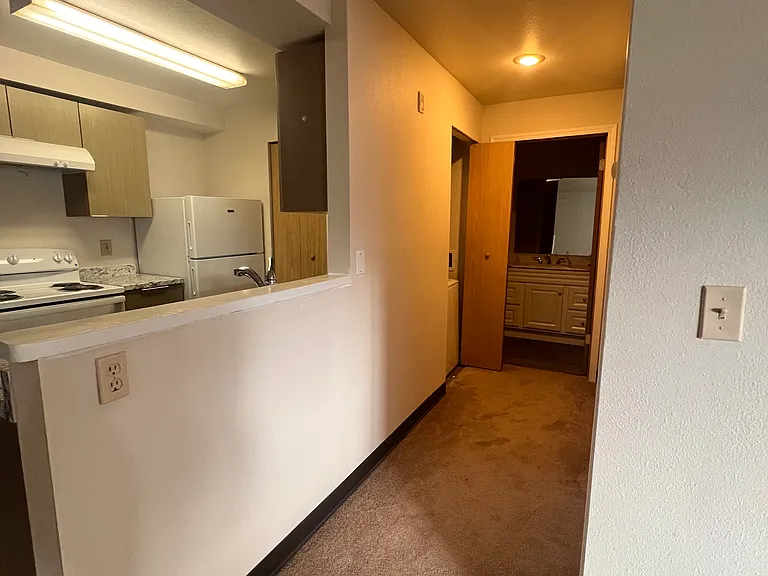 Northbrook Place Apartments — Photo 13