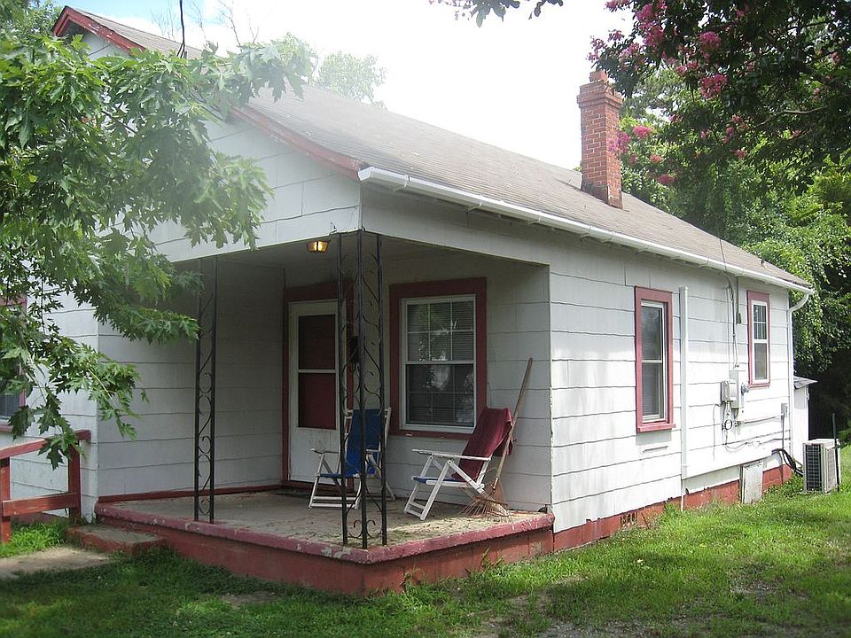 1st image of 1209 Noblin Ave