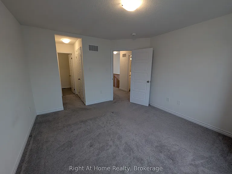 17 Roseberry Ln — Photo 24