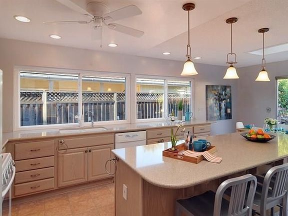 4th image of 6180 Glen Harbor Dr