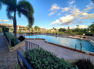 17280 Eagle Trce APT 4, Fort Myers, FL 33908