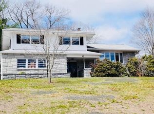 13 Bonnie Ln, Billerica, MA 01821