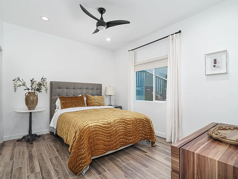 9932 Sierra Madre Rd — Photo 11