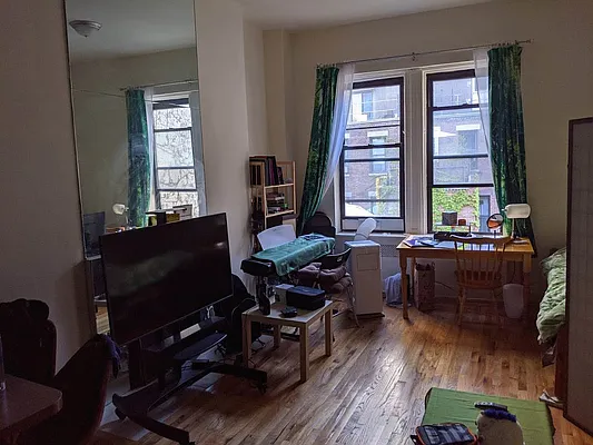Rented by Guidance Realty Corp. | media 6