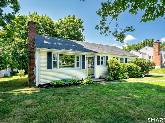 2nd image of 47 Cherry Hill Drive