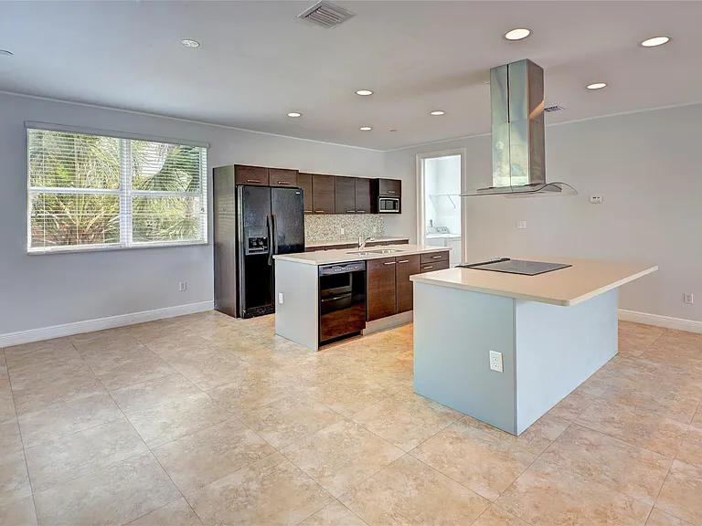 1508 SW 4th Ave — Photo 13