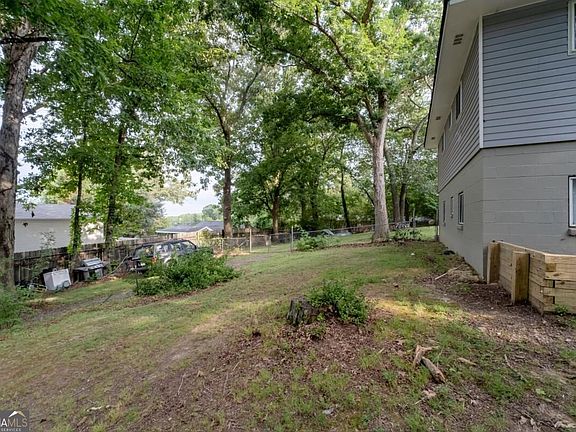 5th image of 31 Rock Fence Cir SE