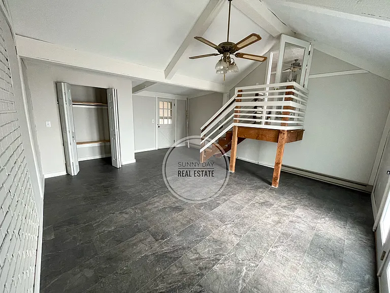 1115 Prickett Ave — Photo 19