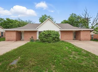 708 Hillcrest Ct, Cedar Hill, TX 75104