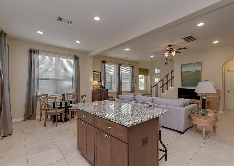 1st image of 23318 Del Rosso St