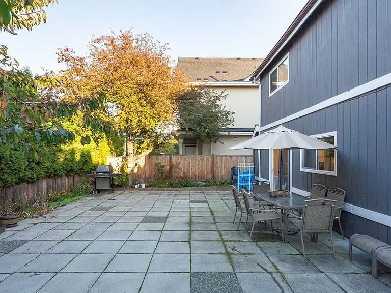 6000 Goldsmith Dr — Photo 17