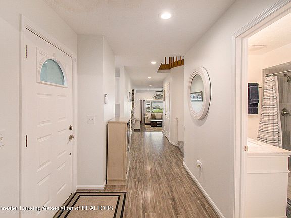 4th image of 6354 W Lake Dr #28