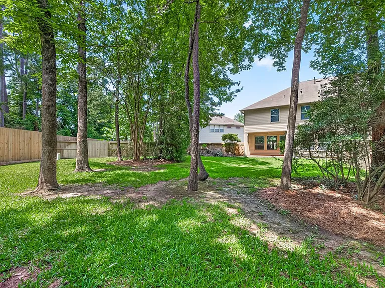 11 Nestlewood Pl — Photo 31