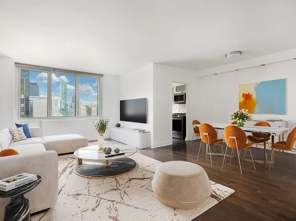 212 E 47th St APT 31B, New York, NY 10017