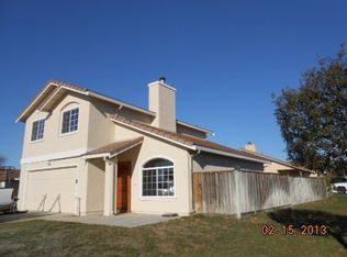 2 Cancun Cir, Salinas, CA 93905