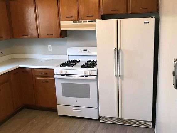 4th image of 1011 W Wilshire Dr