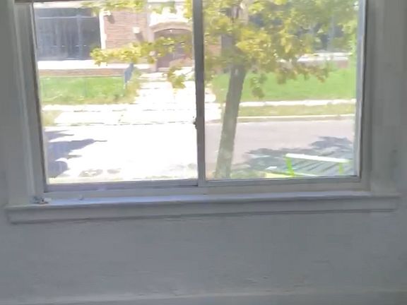 3rd image of 3017 Buena Vista Ave Unit 105