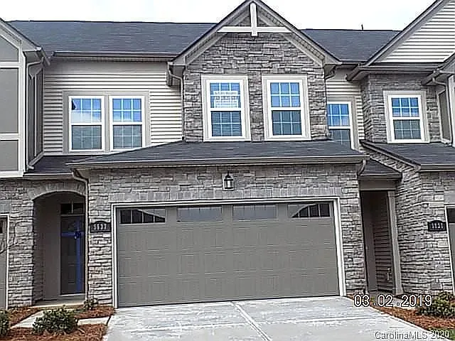 Building Photo - 5633 Garrow Glen Rd
