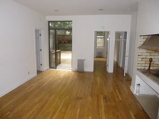 Rented by JK Dansar Corp | media 78