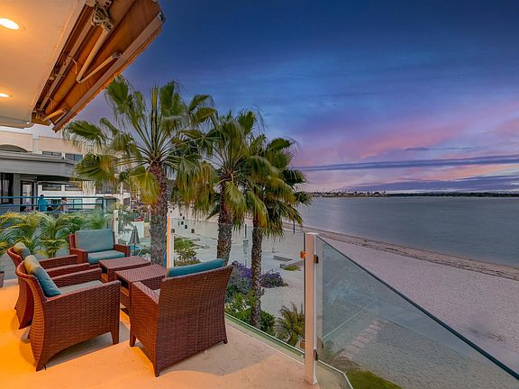 5th image of 1177 Pacific Beach Dr Unit D