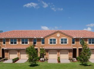 5924 Monterra Club Dr, Lake Worth, FL 33463