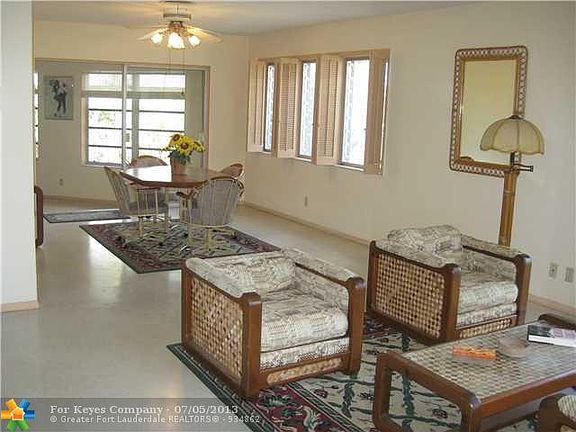 4th image of 2601 SE 20th St