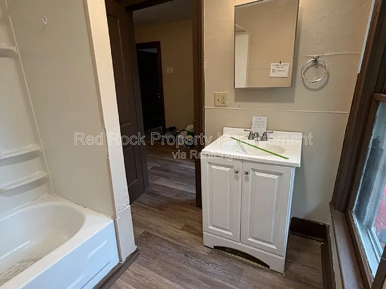 224 Madison St #2 — Photo 11