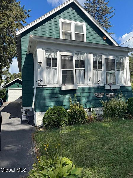 2nd image of 217 Chism Street