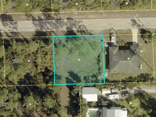 1008 E 12th St, Lehigh Acres, FL 33972