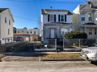 41 Seaview Ave, Jersey City, NJ 07305