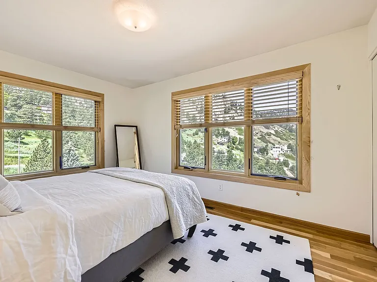 389 S Cedar Brook Rd — Photo 3
