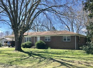 219 Old Huntsville Rd, Fayetteville, TN 37334