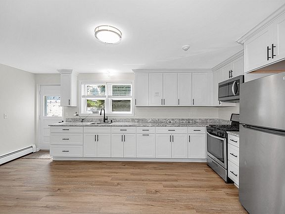 4th image of 50 Frank St #50