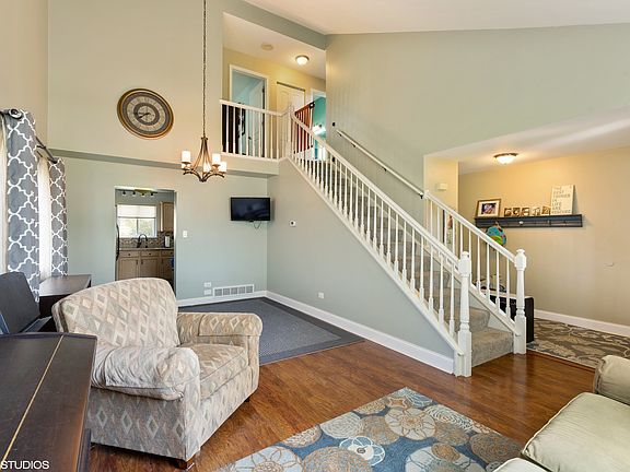 5th image of 1848 Silver Rock Dr