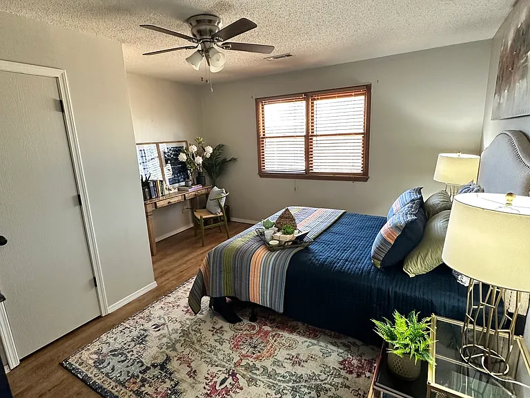 907 W Linden St #907 — Photo 21
