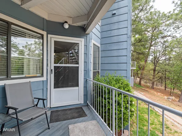 2700 S White Mountain Rd APT 702, Show Low, AZ 85901