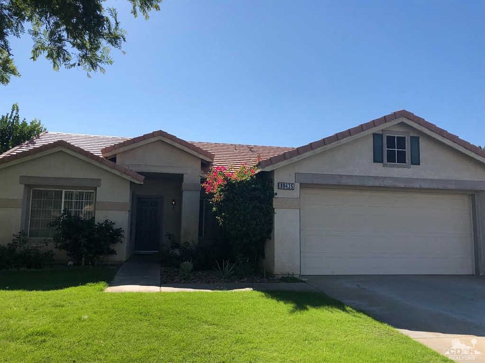 1st image of 80435 Moonshadow Dr